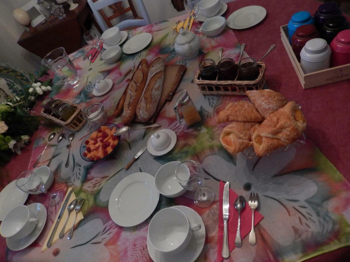 Le Petit Massigny Bed & Breakfast Les Velluire-sur-Vendee Ngoại thất bức ảnh